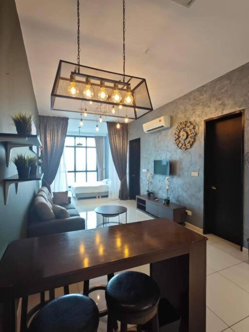 Apartment Centre,2br 2bt 7pax, 5min Ciq